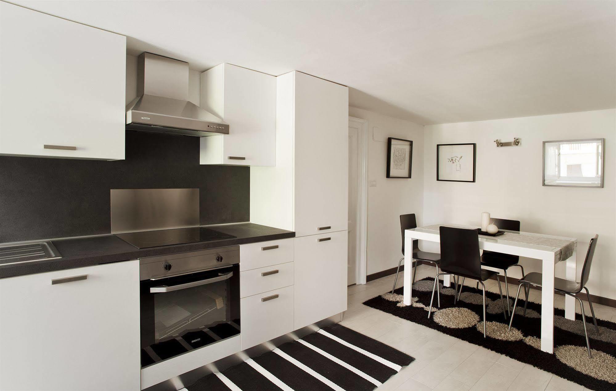 Italianway-Borgospesso Appartement Milaan Buitenkant foto